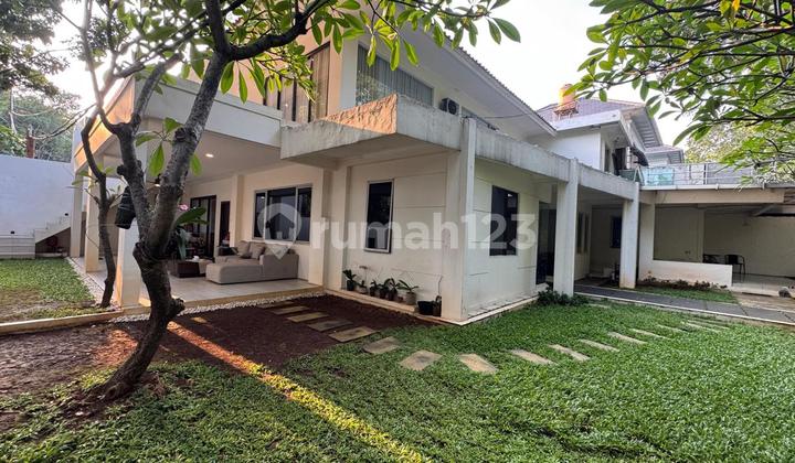 Di Jual Ruamh 2 Lantai Bagus Siap Huni Kebayoran Baru