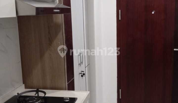 Disewakan Apartemen  Sky House 