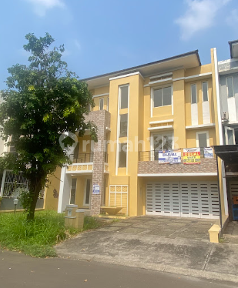 Super Cheap 3-Story House Location in Front of Sutera Onyx Alam Sutera 1