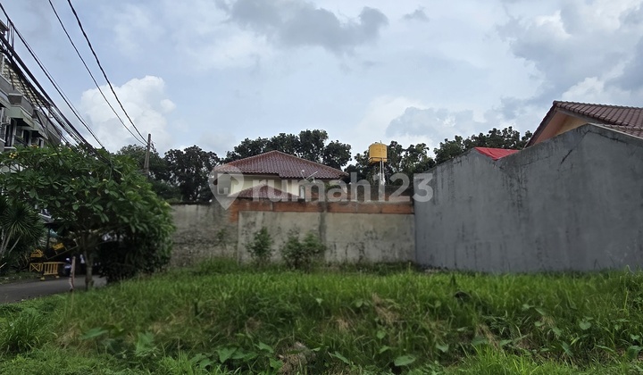 Corner Plot Suitable for Residential House in Griya Loka BSD