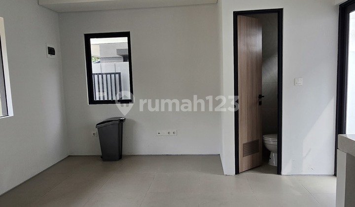 Disewakan Rumah Siap Huni Park Serpong cluster XYZ COVE 2