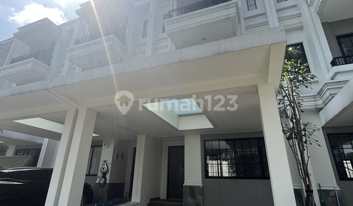 Rumah Mewah Sutera Winona 3 Lantai Alam Sutera