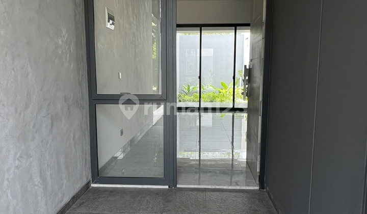 Rumah 2 Lantai Siap Huni Sisa 1 Unit Badan di Sutera Narada Rumah 2 Lantai Siap Huni Sisa 1 Unit Badan di Sutera Narada