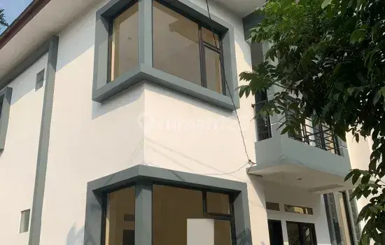 Rumah Hoek Jl Taman Surya Indah Babakan Ciparay Bandung, Jawa Barat 1