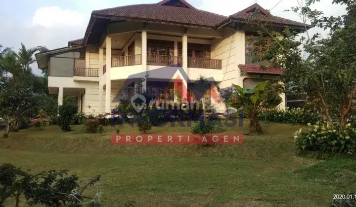 Villla Sejuk Nyaman Interior Semi Furnished di Cisarua Bogor Jawa Barat  1