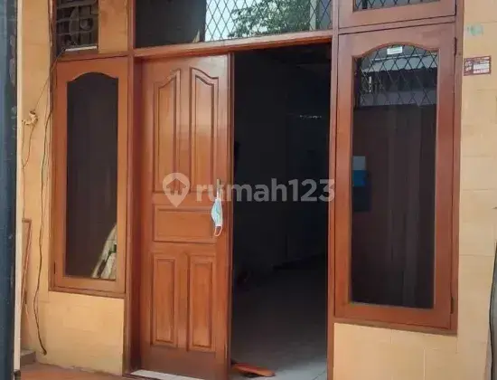 Rumah Siap Huni Dan Harga Murah Berlokasi di Kartini, Jakarta Pusat 1