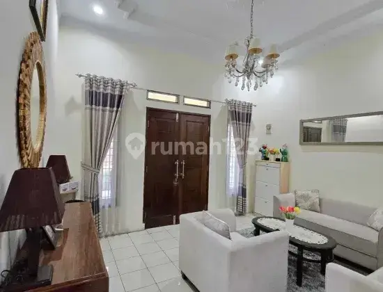 Rumah Tersedia Bangunan Untuk Usaha Dan Semi Furnished di Cibinong Bogor 1