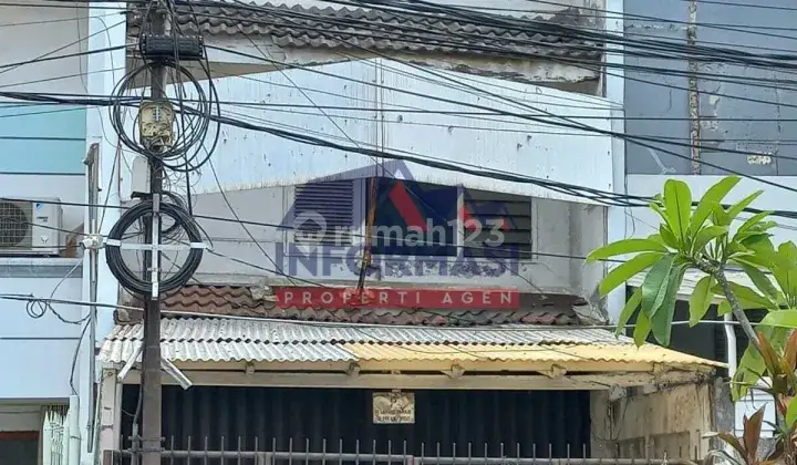 Ruko Taman Ratu Lokasi Ramai Strategis Jakarta Barat 1