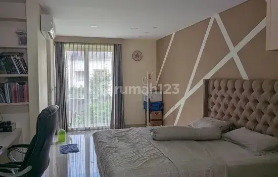 Rumah Meruya Residence Dengan Interior Full Furnished di Meruya Selatan Jakarta Barat 2