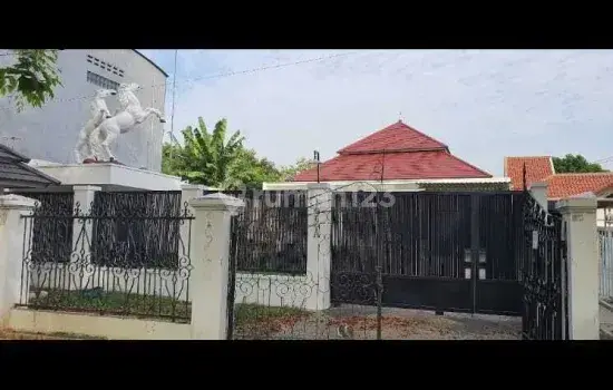  Rumah Lokasi Jl. Besar dan Strategi sekali di Pekiringan, Cirebon, Jawa Barat 2