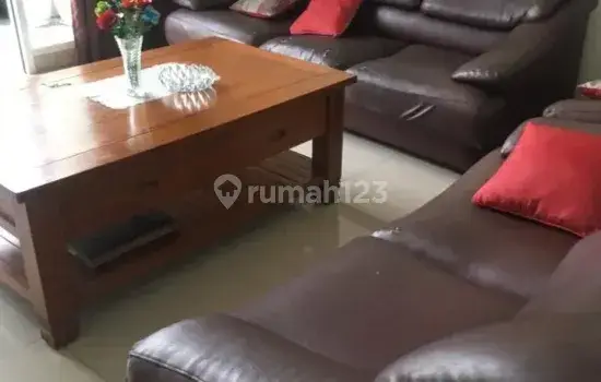 Rumah Siap Huni Dengan Interior Semi Furnished di Duri Kepa Jakarta Barat 1