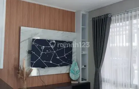 Rumah Baru Minmalis Siap Pakai Bisa Langsung Masuk Pantai Indah Kapuk, Jakarta Utara 1