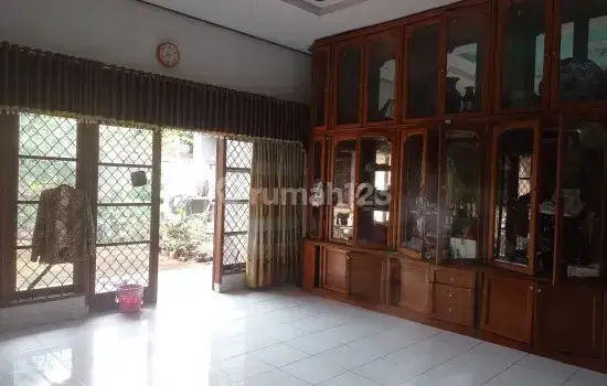 Rumah Butuh Renovasi di Komplek Kowilhan Setu Cipayung, Jakarta Timur 2