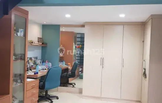 Rumah Cantik, Kondisi Bangunan Kokoh di Pasar Manggis Jakarta Selatan 2