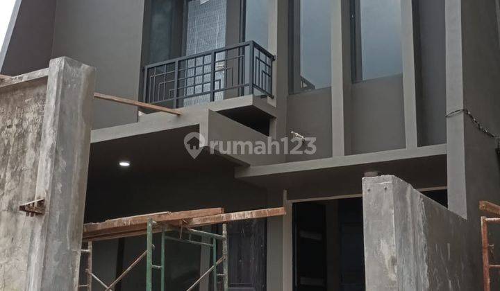 Sunrise Garden, Dekat Kedoya Kebon Jeruk, Dijual Rumah Baru 7 X 27 1