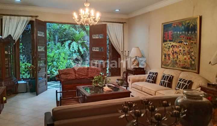 Rumah Bisa Untuk Usaha di Jalan Utama Bintaro Jakarta Selatan 2