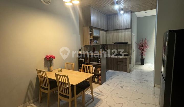 Rumah 3 Lantai Siap Huni The Gading Residence Kelapa Gading