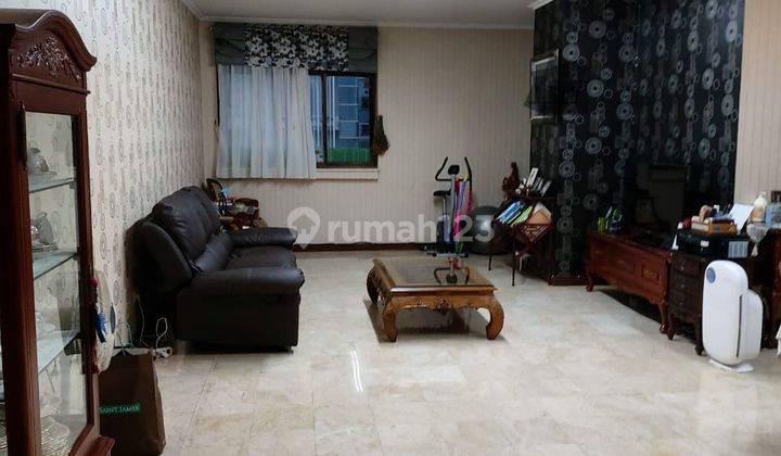 Apartemen Emerald 3BR Lantai 9 Luas 170m 1