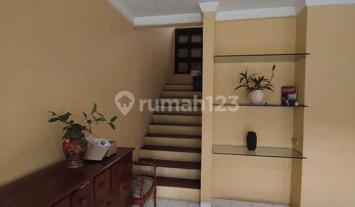 Rumah 2 Lantai di Puspita Loka BSD Luas 365M Semi Furnished 2