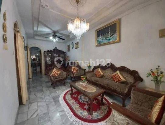 Rumah di Komplek Pertambangan Kebon Jeruk Siap Huni Luas 183m 2