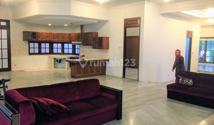 Rumah Dijual di H. Jian Cipete Kebayoran Baru 2