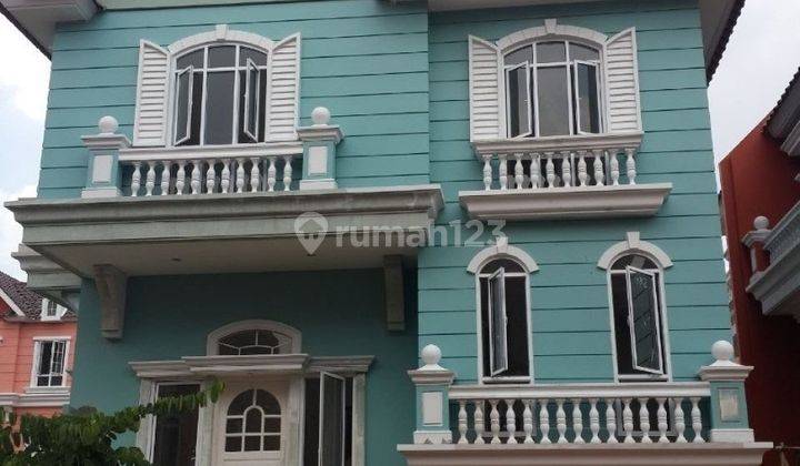 Rumah Cantik di Omaha Village Cluster Hascall Gading Serpong 1