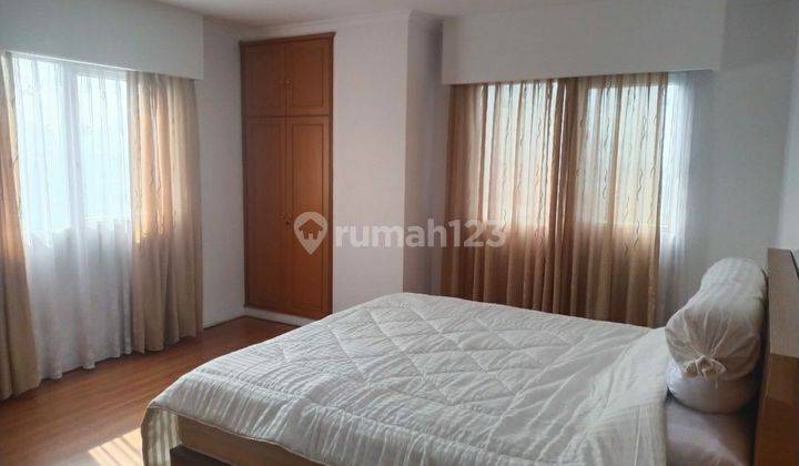 Dijual Apartemen di Permata Senayan 3 BR 2