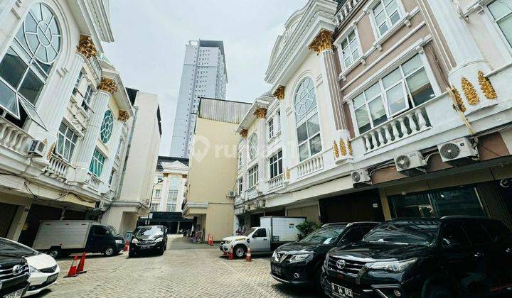 Ruko Crown Palace Tebet 4 Lantai Kondisi Full Furnished  1