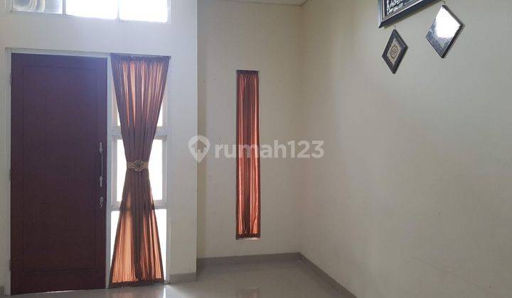 Rumah Luas 91m di Perumahan Trivesta Serua Depok 2