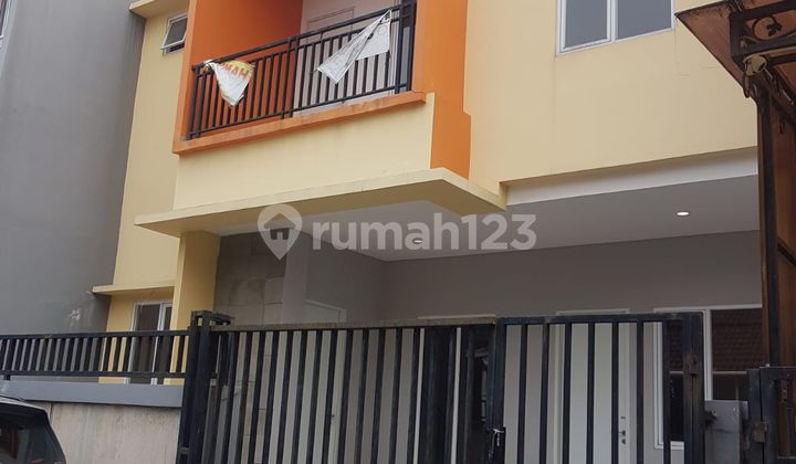 Rumah 3 Lantai Luas 132m Ada 2 Unit di Sunter Garden Jakarta Utara