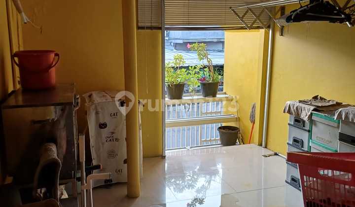 2-Story House Ready to Occupy in Matraman, East Jakarta 2