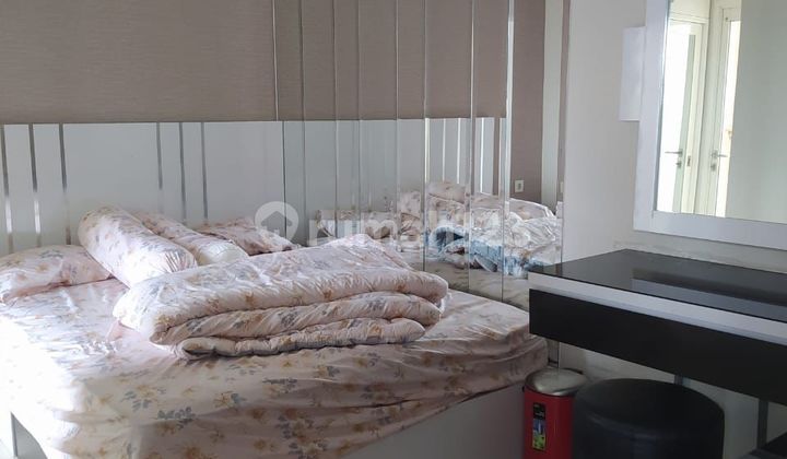 Madison Park Fully Furnished 2-Bedroom Apartment