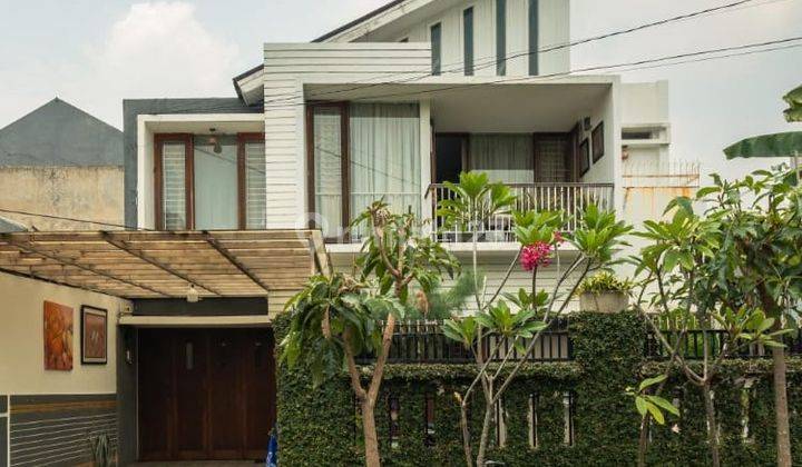 Rumah Cantik di Vila Dago Pamulang Luas 220m 1