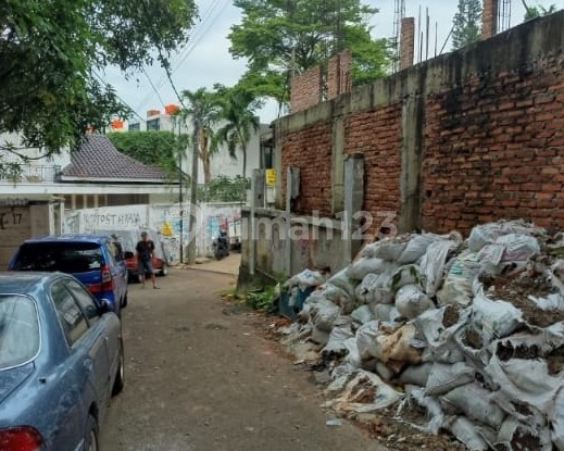 Tanah Luas 623m di Kemang Jakarta Selatan Tanah Luas 623m di Kemang Jakarta Selatan