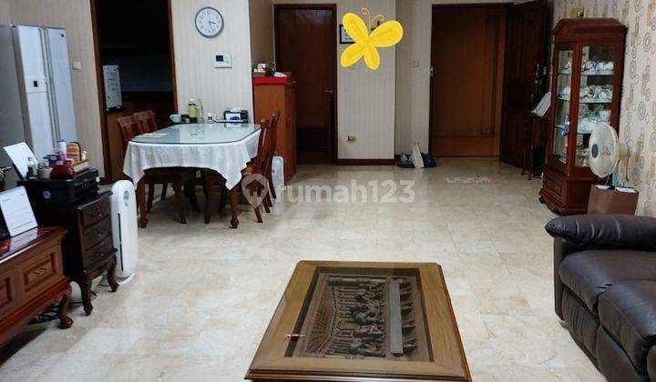 Apartemen Emerald 3BR Lantai 9 Luas 170m 2