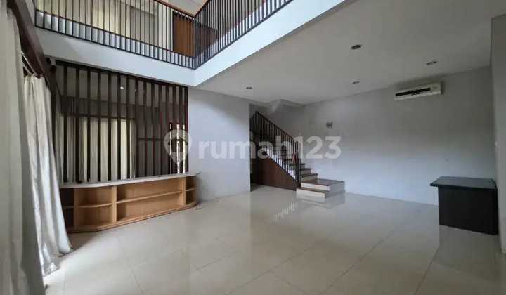 Rumah 2 Lantai Nyaman dan Asri Puri Bintaro Tangerang Selatan 2
