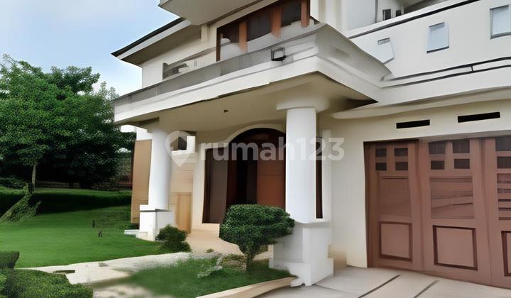 Rumah 2 Lantai Luas 325M di Griya Loka Bsd