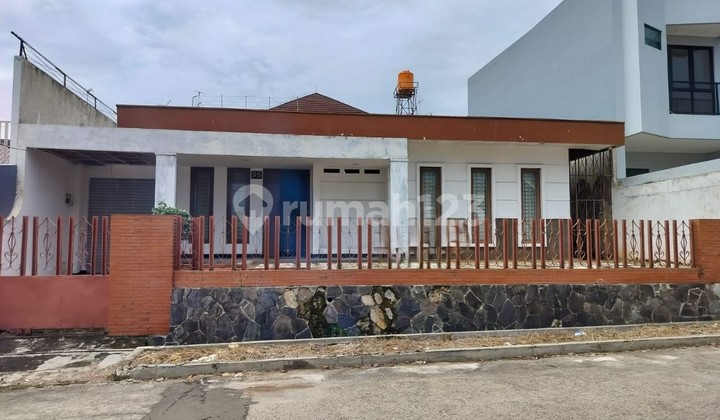 Rumah Luas 300M di Cinere Estate