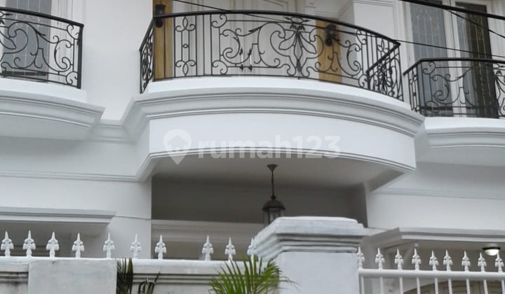 Rumah 2 Lantai di Rawa Simprug Luas 250M Siap Huni