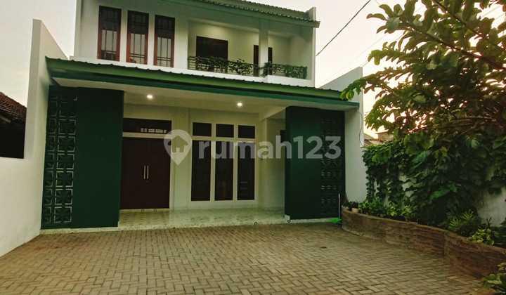 New and Fresh Hook Position 2-Storey House in Jagakarsa, South Jakarta