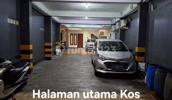 Gedung Kost 65 Kamar Setiabudi Jakarta Selatan Lokasi Strategis