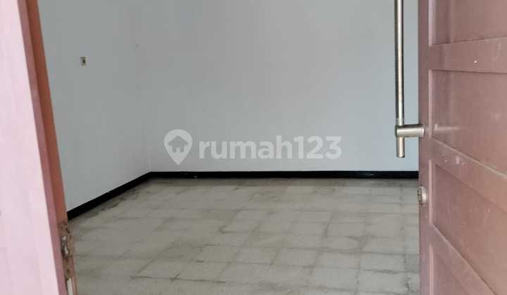 Rumah Luas 300M di Cinere Estate