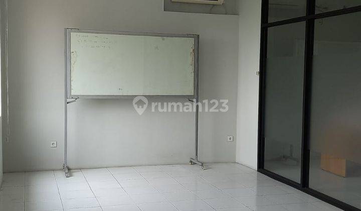 Ruko 4 Lantai di Tegal Rotan Bintaro Tangerang Selatan 2