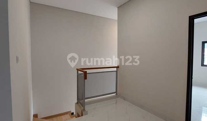 Rumah 2 Lantai Siap Huni Bukit Nusa Indah Serua Tangsel 2