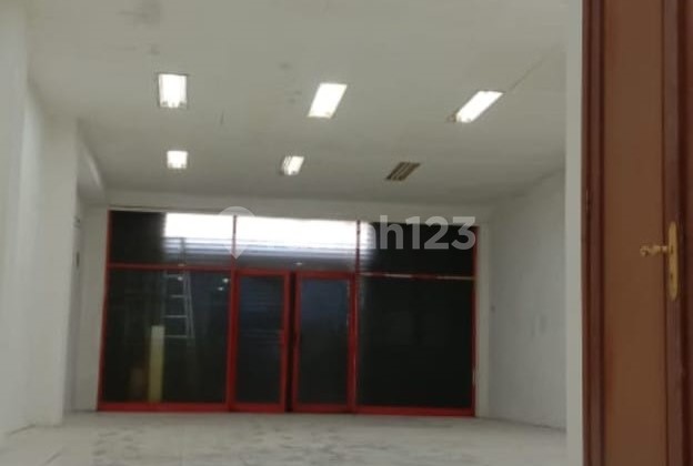 Ruko Kapten Tendean 3 Lantai Siap Pakai Ruko Kapten Tendean 3 Lantai Siap Pakai