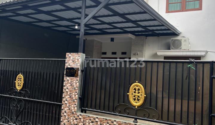 Rumah 2 Lantai Full Furnished di Perumahan Setia 2 Jatiwaringin Rumah 2 Lantai Full Furnished di Perumahan Setia 2 Jatiwaringin