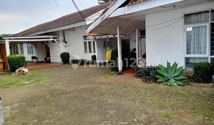 Tanah dan 2 Unit Rumah Luas 920m Dago Bandung