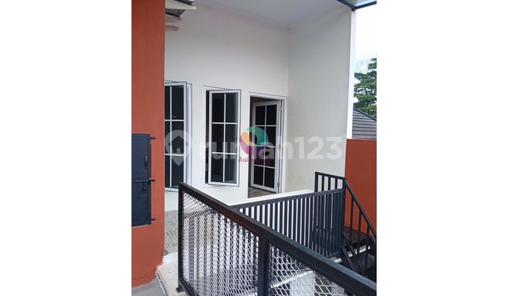 Rumah 2 Lantai Rapi Siap Huni di Limus Pratama 2