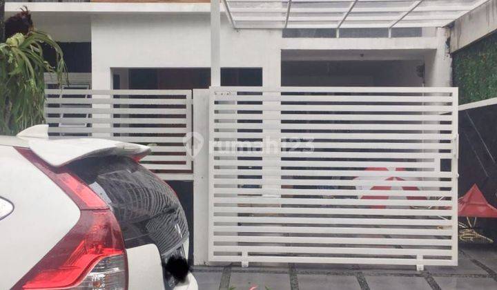 Rumah 2 lantai siap huni dekat dengan mall TSM Rumah 1