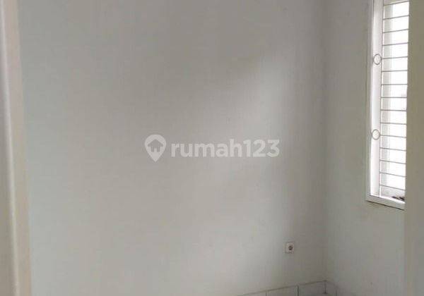 Rumah minimalis 1 lantai dekat sekolah di legenda wisata 2